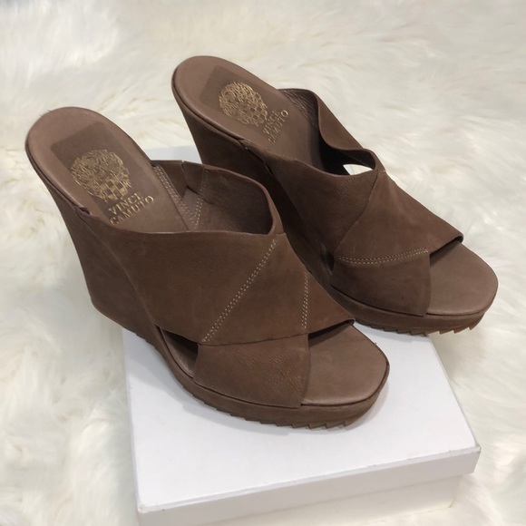Vince Camuto Shoes - Vince Camuto brown wedge sandals size 10